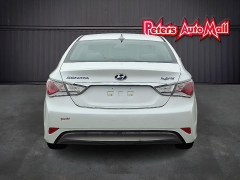 Used 2013  Hyundai Sonata Hybrid 4d Sedan at Peters Auto Mall near High Point&comma; NC