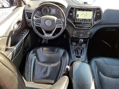 Used 2019  Jeep Cherokee 4d SUV 4WD Limited 3&period;2L at Peters Auto Mall near High Point&comma; NC