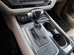 Used 2015  Kia Sedona 4d Wagon SX at Peters Auto Mall near High Point&comma; NC