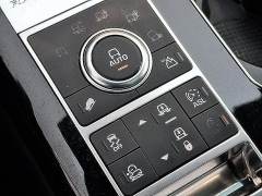 Used 2016  Land Rover Range Rover 4d SUV 5&period;0L SC at Peters Auto Mall near High Point&comma; NC