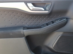 Used 2020  Ford Escape 4d SUV FWD SE at Peters Auto Mall near High Point&comma; NC