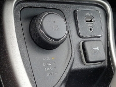 Used 2020 Jeep Compass 4d SUV 4WD Limited High Altitude at Peters Auto Mall near High Point, NC