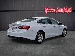 Used 2023  Chevrolet Malibu 4dr Sdn 1LT at Peters Auto Mall near High Point&comma; NC