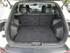 Used 2019  Jeep Cherokee 4d SUV 4WD Trailhawk 3&period;2L at Peters Auto Mall near High Point&comma; NC