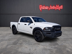  2024 Ram 1500 Classic 2WD Warlock Crew Cab 5'7