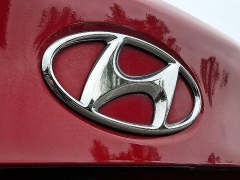 Used 2020  Hyundai Accent 4d Sedan SE Auto at Peters Auto Mall near High Point&comma; NC