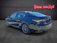 Used 2020  Toyota Camry Hybrid 4d Sedan XLE at Peters Auto Mall near High Point, NC