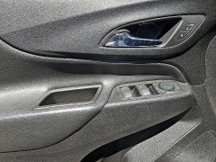 Used 2023  Chevrolet Equinox FWD 4dr LT w&sol;1LT at Peters Auto Mall near High Point&comma; NC