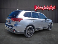 Used 2020 Mitsubishi Outlander 4d SUV AWC SE at Peters Auto Mall near High Point, NC