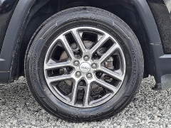 Used 2019  Jeep Compass 4d SUV FWD Latitude at Peters Auto Mall near High Point&comma; NC
