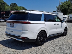 Used 2022  Kia Carnival SX Prestige FWD at Peters Auto Mall near High Point&comma; NC