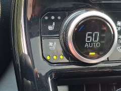 Used 2021  Toyota Highlander Limited FWD at Peters Auto Mall near High Point&comma; NC