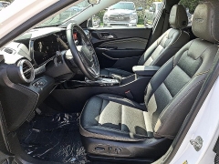 Used 2025  Chevrolet Trax FWD 4dr ACTIV at Peters Auto Mall near High Point&comma; NC