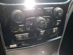 Used 2020 Jeep Grand Cherokee 4d SUV 4WD Laredo at Peters Auto Mall near High Point, NC