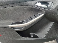 Used 2018 Ford Focus 4d Hatchback Titanium at Peters Auto Mall near High Point, NC