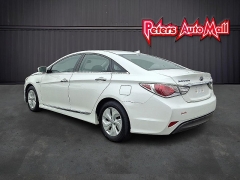 Used 2013  Hyundai Sonata Hybrid 4d Sedan at Peters Auto Mall near High Point&comma; NC