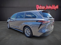 Used 2021 Toyota Sienna XLE FWD 8-Passenger at Peters Auto Mall near High Point, NC