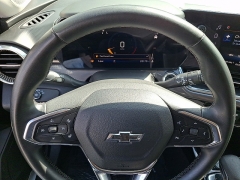 Used 2025  Chevrolet Trax FWD 4dr ACTIV at Peters Auto Mall near High Point&comma; NC