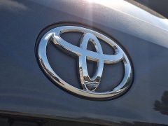 Used 2021  Toyota Highlander Limited FWD at Peters Auto Mall near High Point&comma; NC