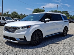 Used 2022  Kia Carnival SX Prestige FWD at Peters Auto Mall near High Point&comma; NC