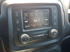Used 2019 Jeep Renegade 4d SUV 4WD Sport at Peters Auto Mall near High Point, NC