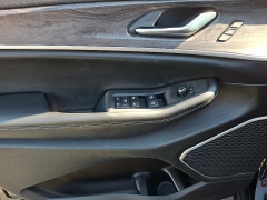 Used 2022  Jeep Grand Cherokee L Limited 4x4 at Peters Auto Mall near High Point&comma; NC