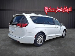 Used 2020  Chrysler Pacifica 4d Wagon Touring L at Peters Auto Mall near High Point&comma; NC