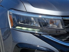 Used 2024  Volkswagen Taos SE FWD at Peters Auto Mall near High Point&comma; NC