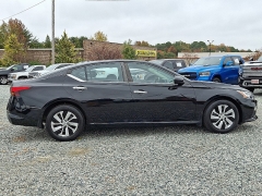 Used 2020  Nissan Altima 4d Sedan FWD 2.5L S at Peters Auto Mall near High Point, NC