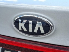 Used 2020 Kia Forte 4d Sedan LXS at Peters Auto Mall near High Point, NC