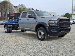 Used 2023  Ram 5500 Cab-Chassis 4WD Tradesman Crew Cab 84" CA 197&period;4" WB at Peters Auto Mall near High Point&comma; NC