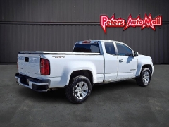 Used 2022  Chevrolet Colorado 4WD Ext Cab 128" LT at Peters Auto Mall near High Point, NC