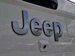 Used 2020  Jeep Gladiator Crew Cab Overland at Peters Auto Mall near High Point&comma; NC