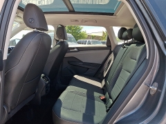 Used 2024  Volkswagen Taos SE FWD at Peters Auto Mall near High Point&comma; NC