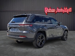 Used 2023  Jeep Grand Cherokee Altitude 4x4 at Peters Auto Mall near High Point&comma; NC
