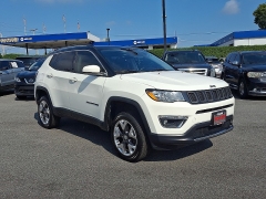  2018 Jeep Compass 4d SUV 4WD Limited at Peters Auto Mall near High Point, NC