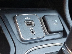 Used 2019 Jeep Cherokee 4d SUV FWD Latitude Plus 2.4L at Peters Auto Mall near High Point, NC