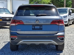 Used 2024  Volkswagen Taos SE FWD at Peters Auto Mall near High Point&comma; NC