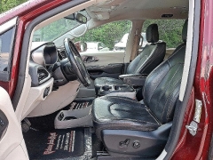 Used 2020 Chrysler Pacifica 4d Wagon Touring L at Peters Auto Mall near High Point, NC