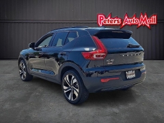 Used 2023  Volvo XC40 B5 AWD Plus Dark Theme at Peters Auto Mall near High Point&comma; NC