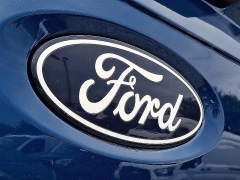 Used 2025  Ford F-150 4WD XLT SuperCrew 5&period;5' Box at Peters Auto Mall near High Point&comma; NC