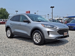  2022 Ford Escape SE AWD at Peters Auto Mall near High Point, NC