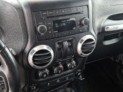 Used 2013  Jeep Wrangler 2d Convertible Rubicon at Peters Auto Mall near High Point&comma; NC