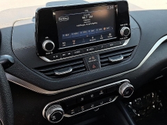 Used 2021  Nissan Altima 2&period;5 S Sedan at Peters Auto Mall near High Point&comma; NC