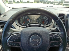 Used 2019 Jeep Cherokee 4d SUV 4WD Latitude Plus 2.4L at Peters Auto Mall near High Point, NC