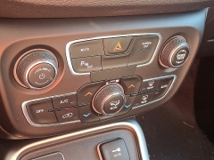Used 2019 Jeep Compass 4d SUV FWD Latitude at Peters Auto Mall near High Point, NC