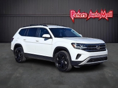  2023 Volkswagen Atlas 2.0T SE w/Technology 4MOTION at Peters Auto Mall near High Point, NC