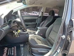 Used 2020 Hyundai Elantra 4d Sedan SEL at Peters Auto Mall near High Point, NC