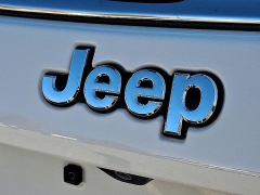 Used 2020  Jeep Compass 4d SUV 4WD Latitude at Peters Auto Mall near High Point, NC