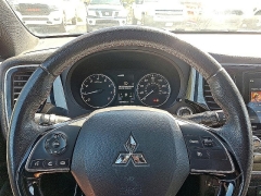 Used 2020 Mitsubishi Outlander 4d SUV AWC SE at Peters Auto Mall near High Point, NC